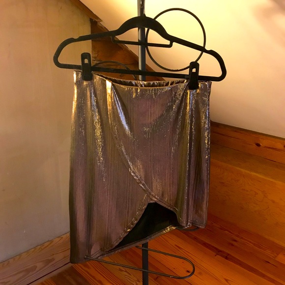 VENUS Dresses & Skirts - Venus Gold Faux Wrap Skirt, EUC, S